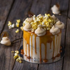 Salted caramel Cake